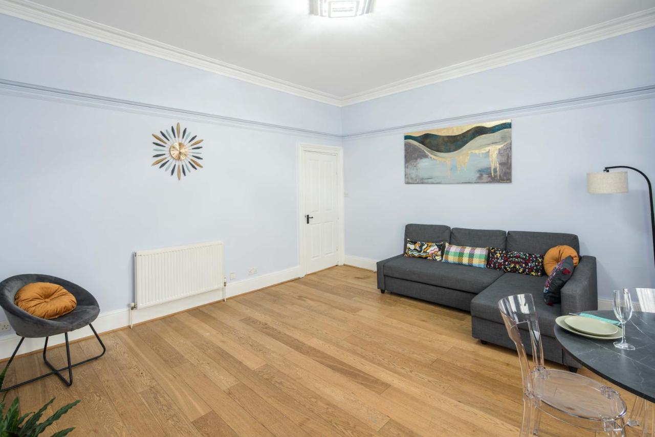 Gloucester Station Gem: 3 Bedroom Oasis ลอนดอน ภายนอก รูปภาพ